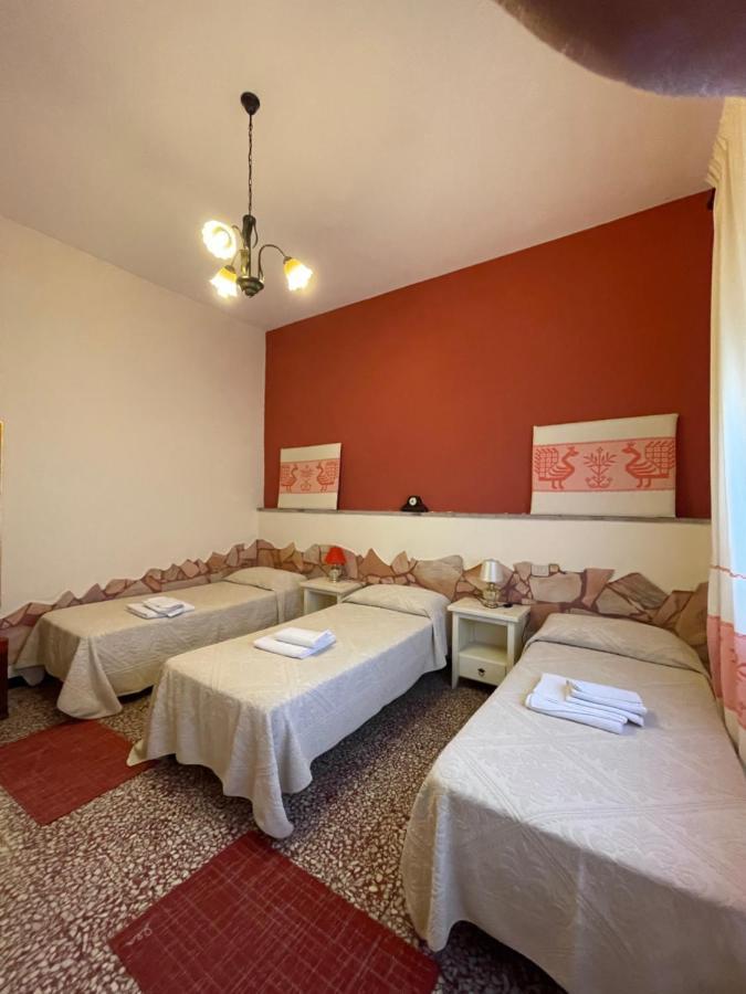 Fera5 Hotel Olbia Exterior foto